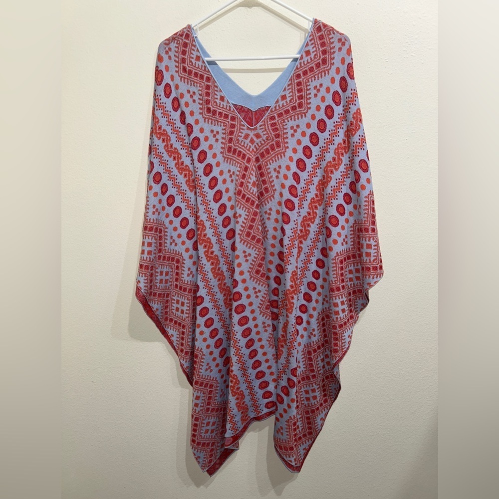 BCBGMAXAZRIA Silk Geometric Print Poncho Sweater | XS/S